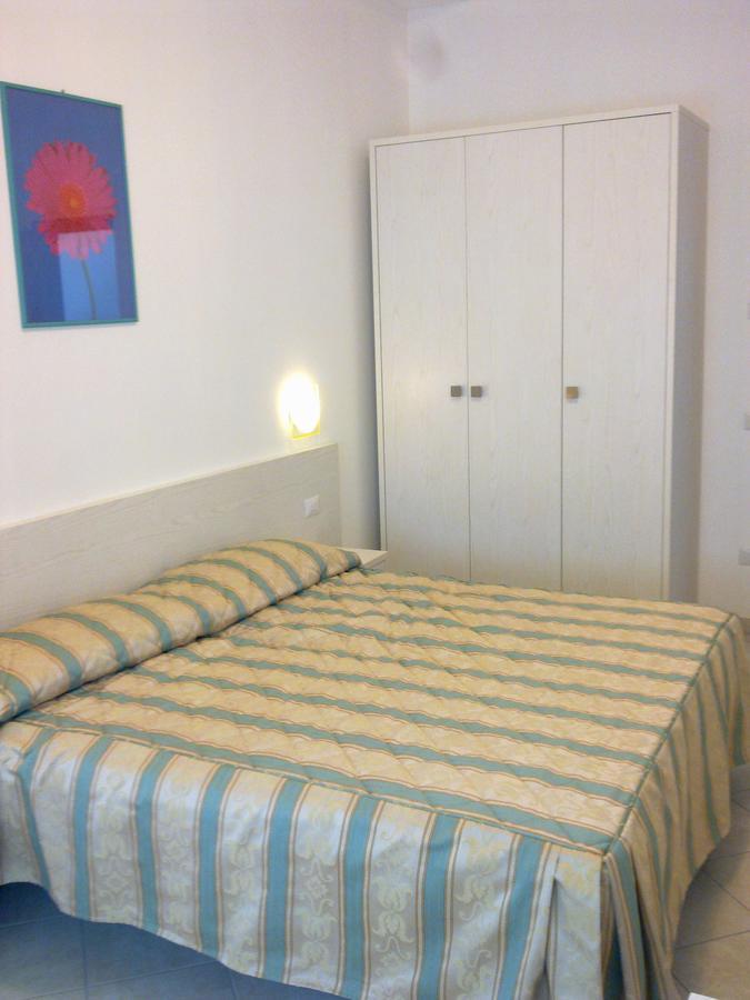 Roma Suite Apartments Cervia Ngoại thất bức ảnh