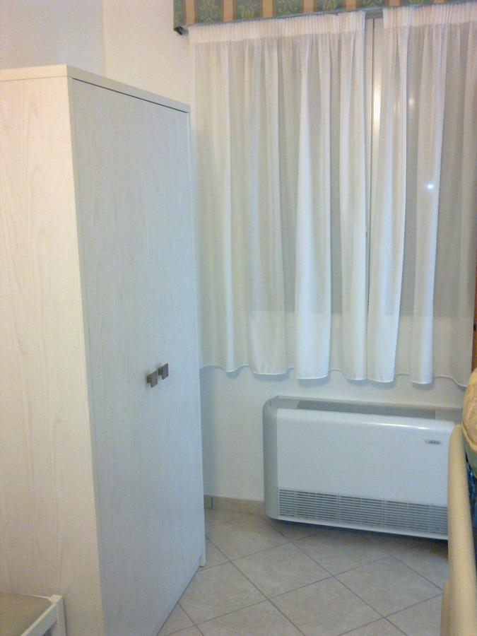Roma Suite Apartments Cervia Ngoại thất bức ảnh