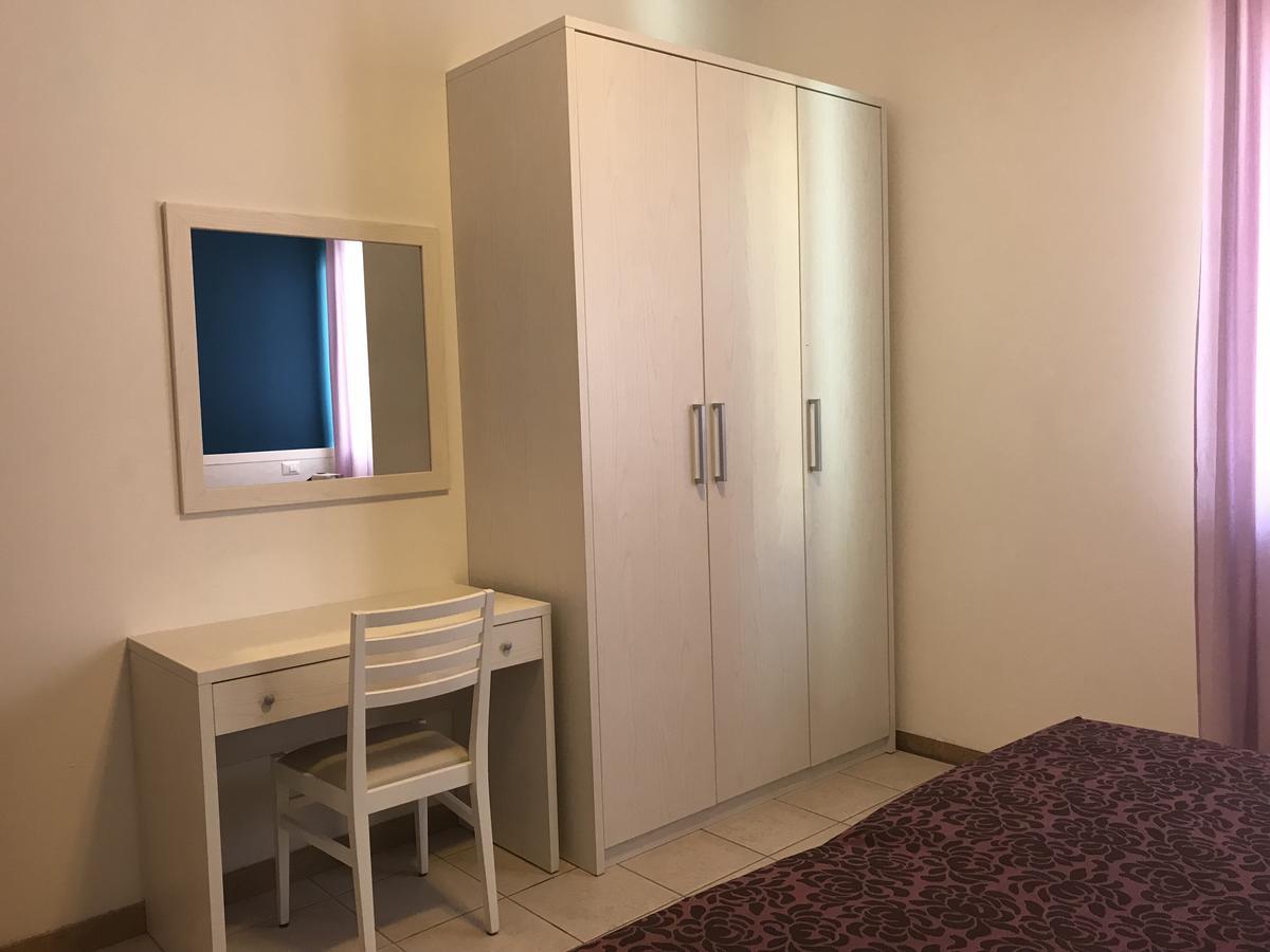Roma Suite Apartments Cervia Ngoại thất bức ảnh
